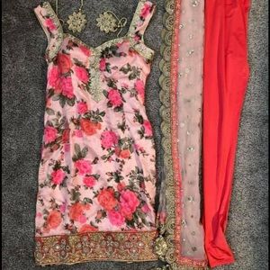 Floral Punjabi (Indian) Outfit